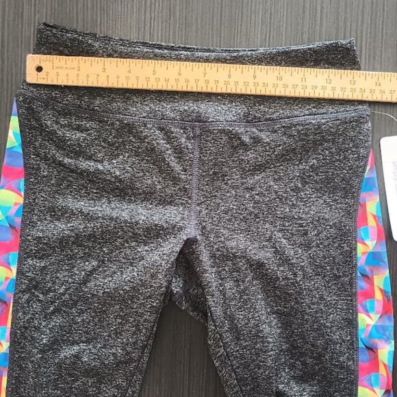 LULAROE SIMPLY COMFORTABLE JADE ATHLETIC CAPRI LEGGING GRAY MULTICOLOR SML NWT - Picture 4 of 5